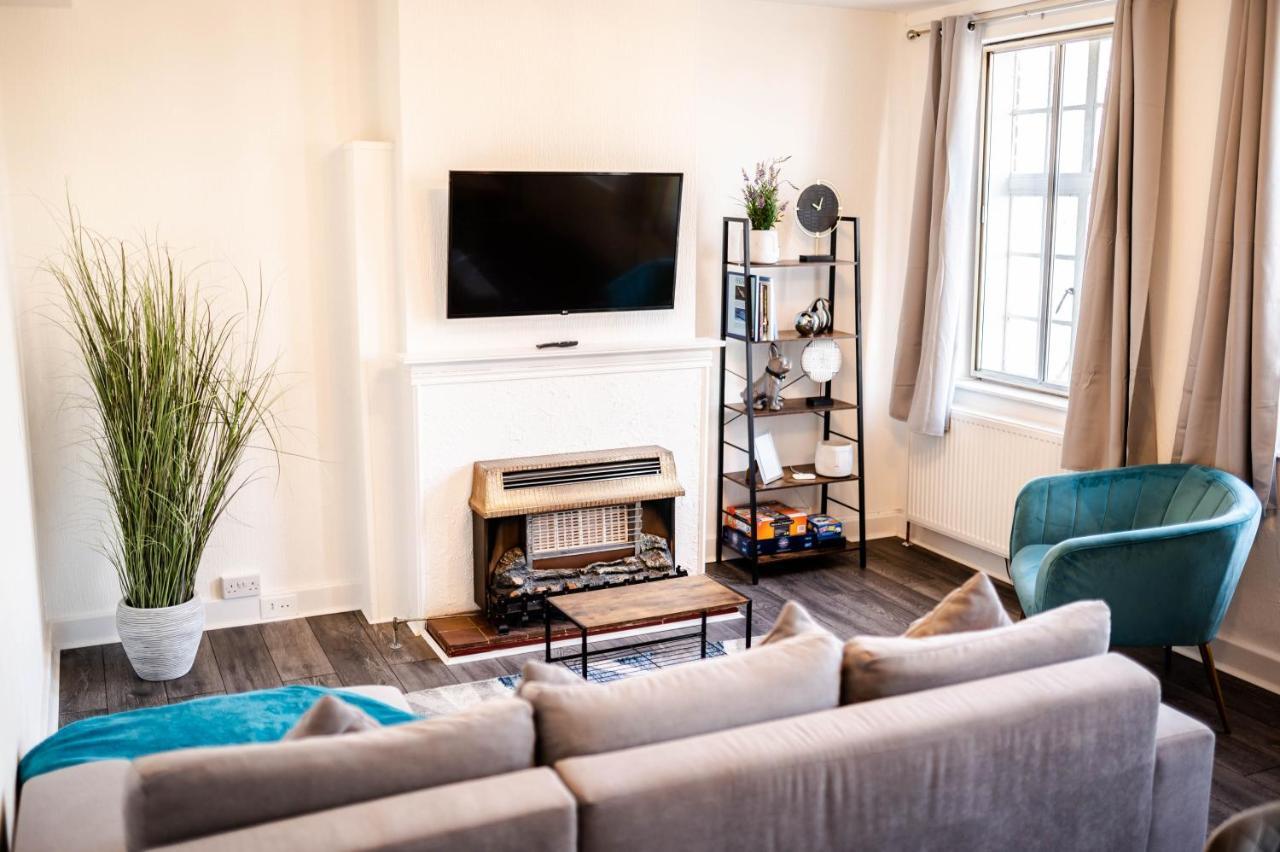 Urban Escape Stylish 3bedroom In Center Apartment *
